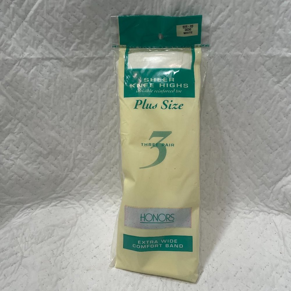 Honors knee highs, sheer 3 pairs plus size white color